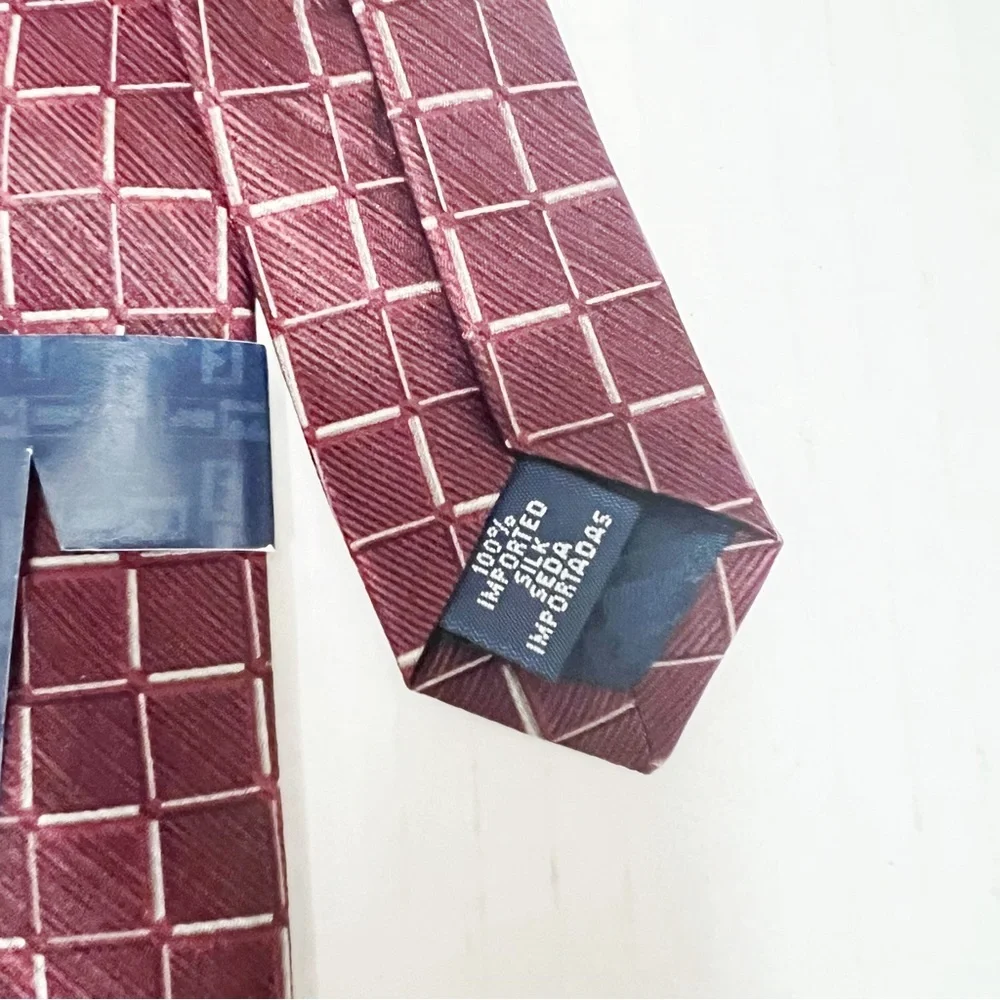 New Wilke-Rodriguez Burgundy silk tie.